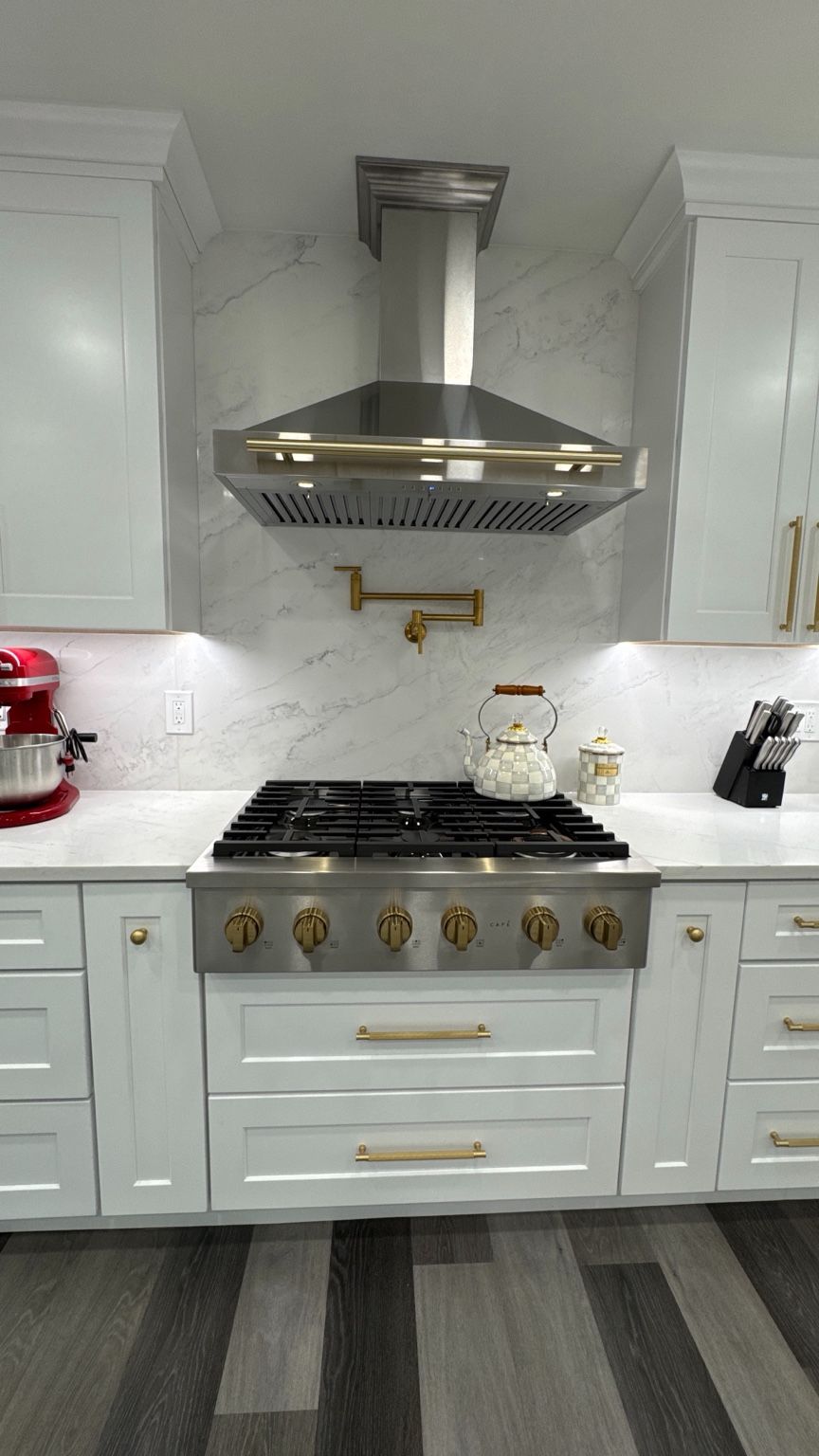 Charlie’s Kitchen & Bath