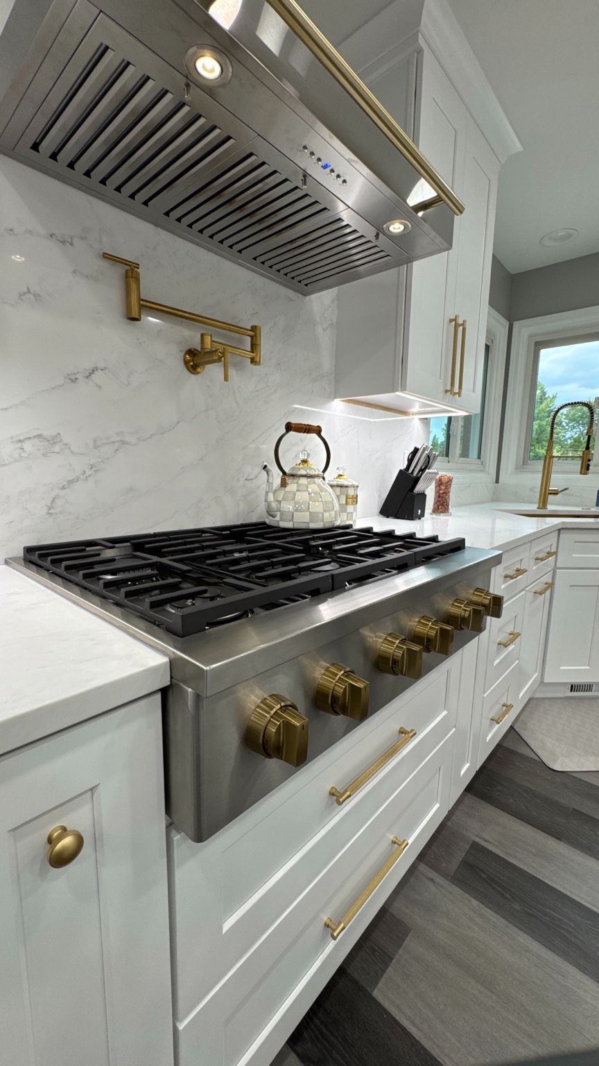 Charlie’s Kitchen & Bath